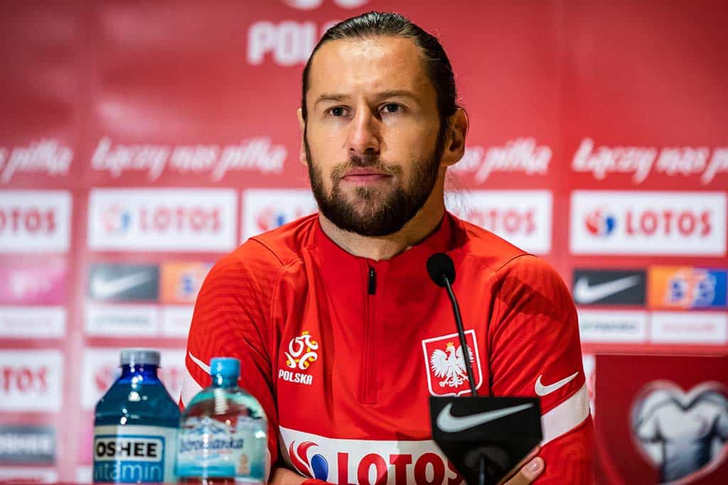 découvrez le retour tant attendu de grzegorz krychowiak, un milieux de terrain talentueux qui revient sur la scène du football. analyse des impacts de son retour dans l'équipe, ses performances passées, et ce que cela signifie pour l'avenir.