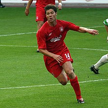 découvrez les souvenirs d'istanbul de xabi alonso, où l'ancien footballeur partage ses expériences inoubliables et les moments marquants qui ont marqué son passage dans cette ville captivante. plongez dans son récit personnel et laissez-vous inspirer par son amour pour la culture et l'histoire d'istanbul.