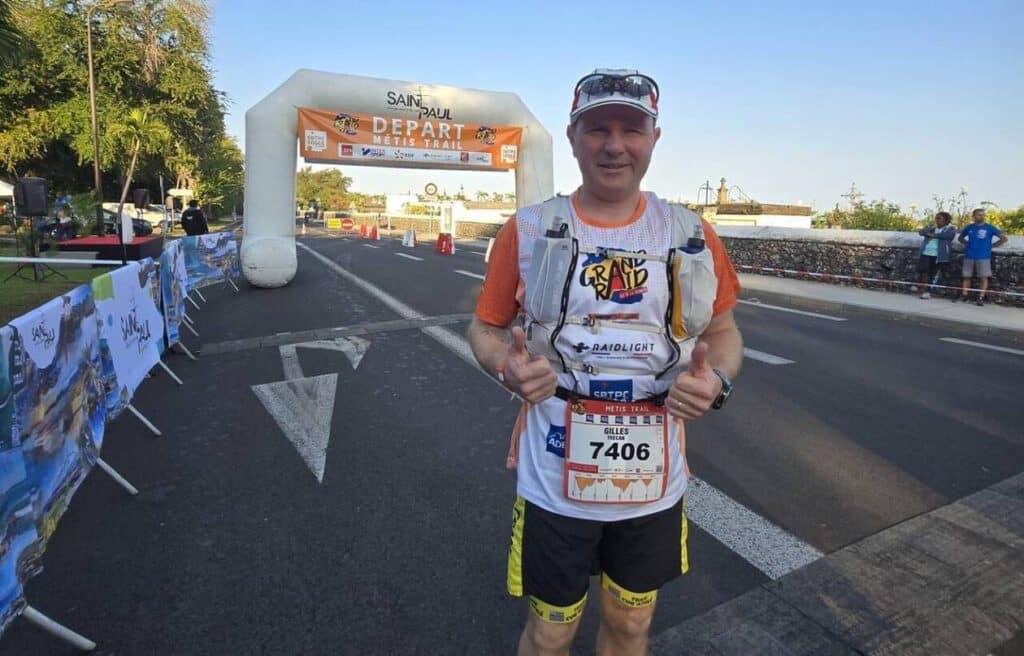 florian fillion démontre son talent exceptionnel en remportant l'ultra trail de montmartre, une course emblématique qui attire les passionnés de trail. découvrez son parcours inspirant et les défis relevés lors de cet événement marquant.