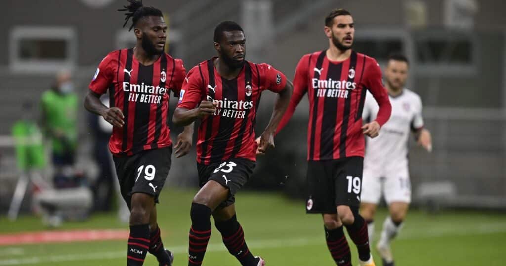 découvrez comment le milan a atteint les quarts de finale après des huitièmes de finale éclatants, avec des performances incroyables et des moments mémorables qui ont marqué les esprits. suivez le parcours passionnant du club et ses ambitions pour la suite du tournoi.