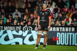 découvrez le retour tant attendu de la vedette du stade toulousain, une légende du rugby qui retrouve son équipe. suivez son aventure, ses performances et l'impact sur le championnat, alors que le club vise de nouveaux sommets.