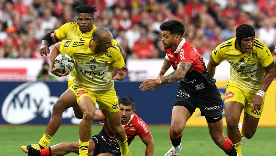 découvrez notre analyse approfondie de la rencontre entre la rochelle et le stade toulousain. plongée dans les décisions arbitrales et impact sur le jeu, cette critique met en lumière les moments clés et les choix controversés qui ont marqué ce match captivant.