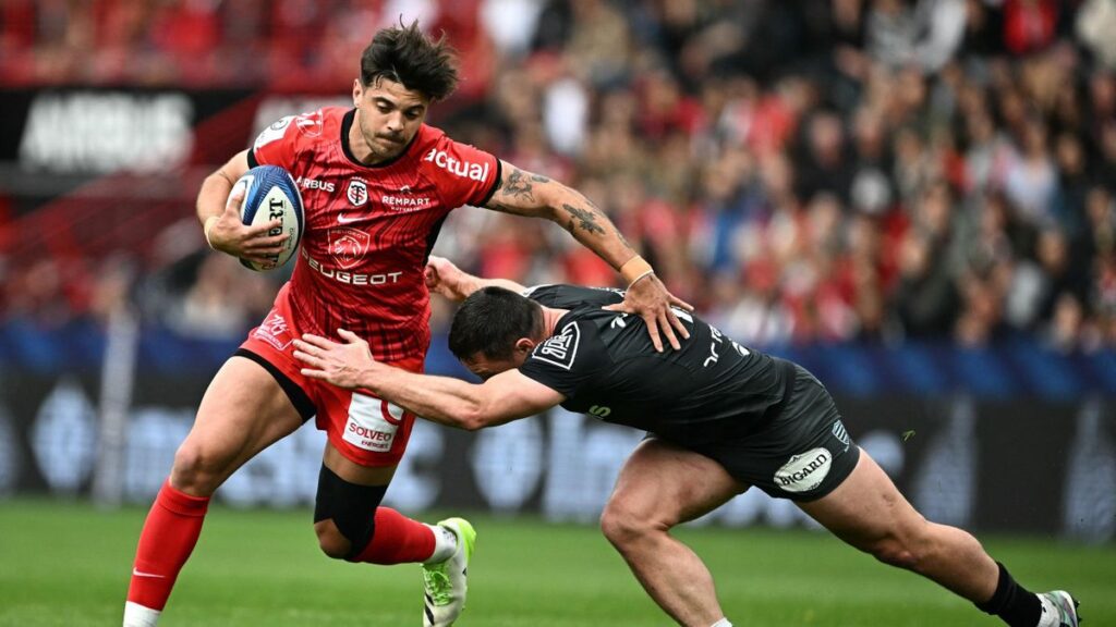 dans cet article, découvrez les déclarations de mola qui critique le palmarès de galthié. plongez dans l'analyse des réalisations des deux entraîneurs et les enjeux de cette rivalité dans le monde du rugby.