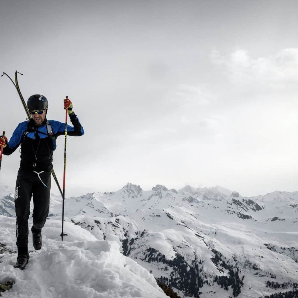 découvrez l'aventure de françois d'haene en belgique, un parcours inspirant au cœur des paysages époustouflants et des défis sportifs. suivez ses exploits et son engagement envers la nature dans ce pays riche en culture et en beauté.