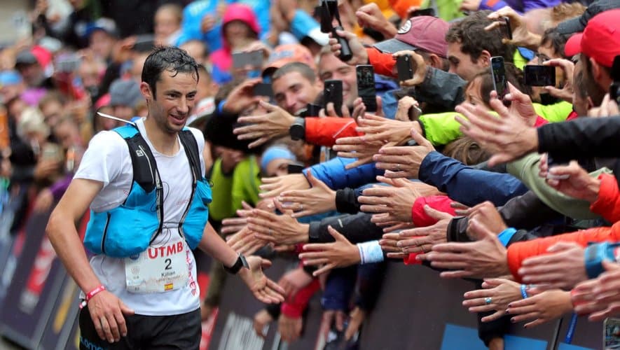 découvrez kilian jornet, le maître incontesté de l'ultra-trail, qui repousse sans cesse les limites de l'endurance en montagne. explorez son parcours inspirant, ses exploits légendaires et son engagement envers l'environnement.