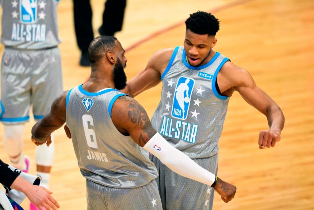 découvrez la nouvelle formule de l'all-star game qui révolutionne le concept des matchs d'étoiles ! rejoignez-nous pour une expérience inédite, un show époustouflant, et des surprises qui raviront les fans de basketball. ne manquez pas cette occasion de vivre l'événement sportif de l'année !