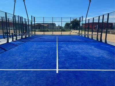 découvrez le complexe de padel à argentan, un espace moderne et convivial dédié aux passionnés de padel. profitez d'infrastructures de qualité, de compétitions régulières et d'une ambiance chaleureuse pour pratiquer votre sport favori avec amis ou en famille.