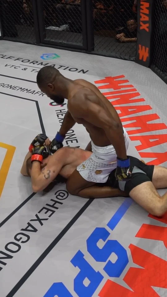 découvrez l'événement hexagone mma à bordeaux en mai 2026 ! assistez à des combats spectaculaires, des athlètes de haut niveau et une ambiance électrisante. ne manquez pas cette occasion unique de vivre l'art martial mixte en pleine action dans un cadre exceptionnel.