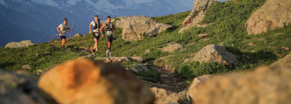 découvrez les inscriptions pour l'ultra-trail du jura, un défi sportif au cœur des paysages époustouflants du jura. que vous soyez coureur amateur ou expert, rejoignez-nous pour vivre une aventure inoubliable dans la nature.