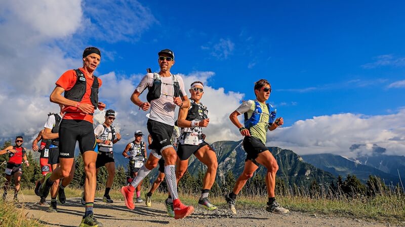 découvrez le récit fascinant du retrait de walmsley lors des western states. explorez les raisons derrière cette décision et son impact sur la course, tout en plongeant dans l'univers des ultramarathons et des défis personnels des coureurs.