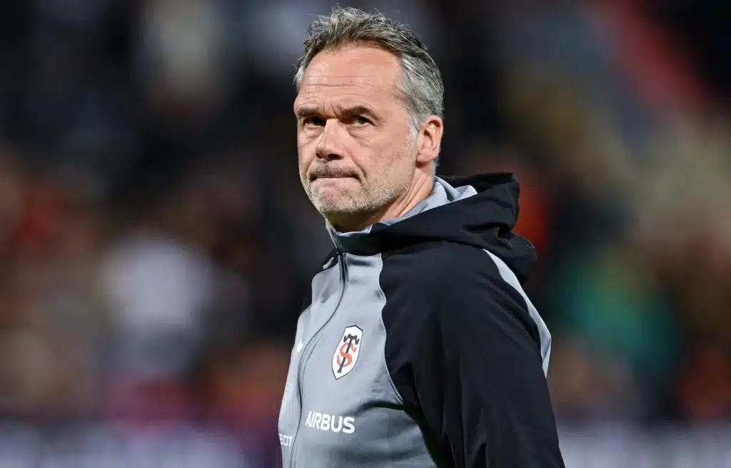 découvrez la réaction d'ugo mola après la demi-finale frustrante de son équipe. analyse des moments clés et des émotions ressenties lors de cette rencontre décisive.