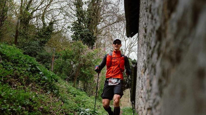 participez à l'ultra-trail givry, une aventure époustouflante au cœur des paysages pittoresques de givry. affrontez des sentiers exigeants tout en découvrant la beauté de la nature. que vous soyez un coureur chevronné ou un amateur, cet événement est une célébration de l'endurance et de la passion pour le trail. inscrivez-vous dès maintenant et repoussez vos limites!