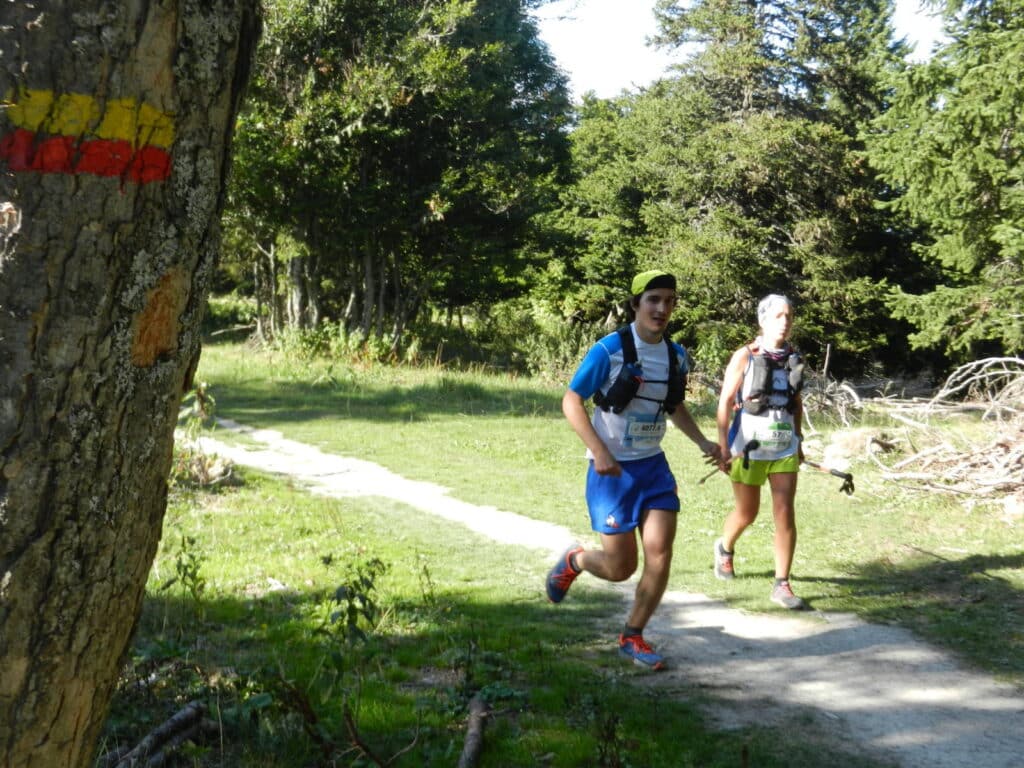 découvrez l'histoire tragique de la coureuse d'ultra-trail dont le décès a marqué le monde du sport. un hommage à son courage et à sa passion pour l'endurance.