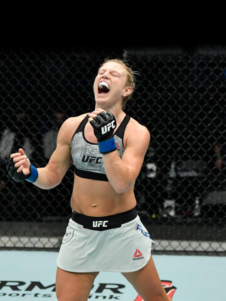 découvrez toutes les informations sur la diffusion du mma à la télévision française. suivez vos combats préférés, les horaires des événements, les chaînes qui diffusent les compétitions et plongez dans l'univers du mma en france.