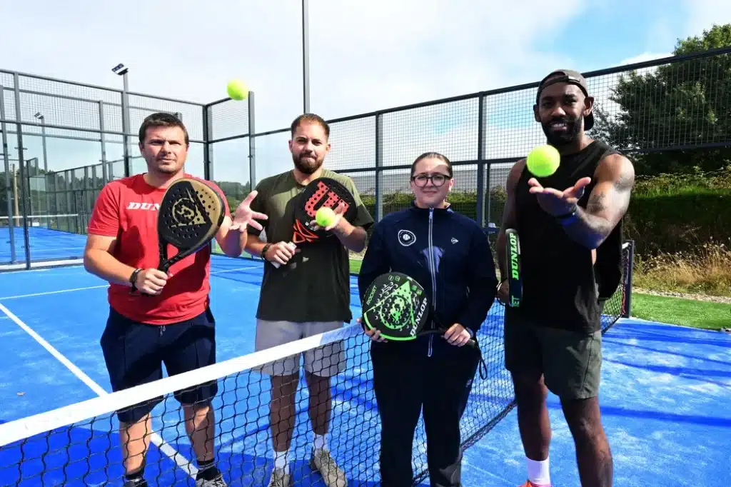 découvrez le sahara padel club, la nouvelle scène vibrante en mauritanie dédiée au padel. rejoignez-nous pour des moments de convivialité, de compétition et de passion au cœur du désert. que vous soyez débutant ou joueur confirmé, vivez une expérience unique dans un cadre exceptionnel.