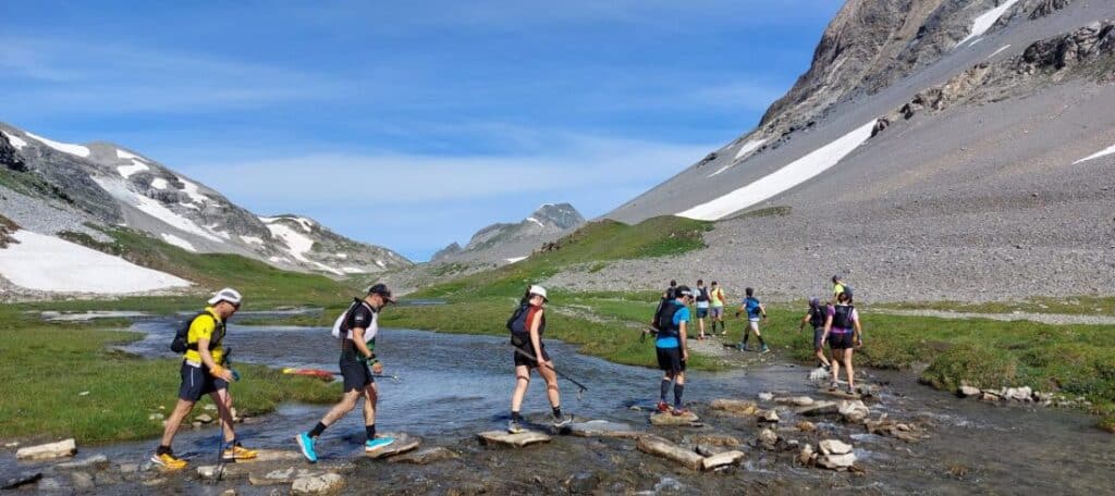découvrez le trail corse finisheurs, une aventure unique à travers les paysages époustouflants de la corse. rejoignez des passionnés de course à pied pour un défi mémorable, entre vallées verdoyantes et côtes majestueuses. poussez vos limites et vivez une expérience inoubliable en pleine nature !