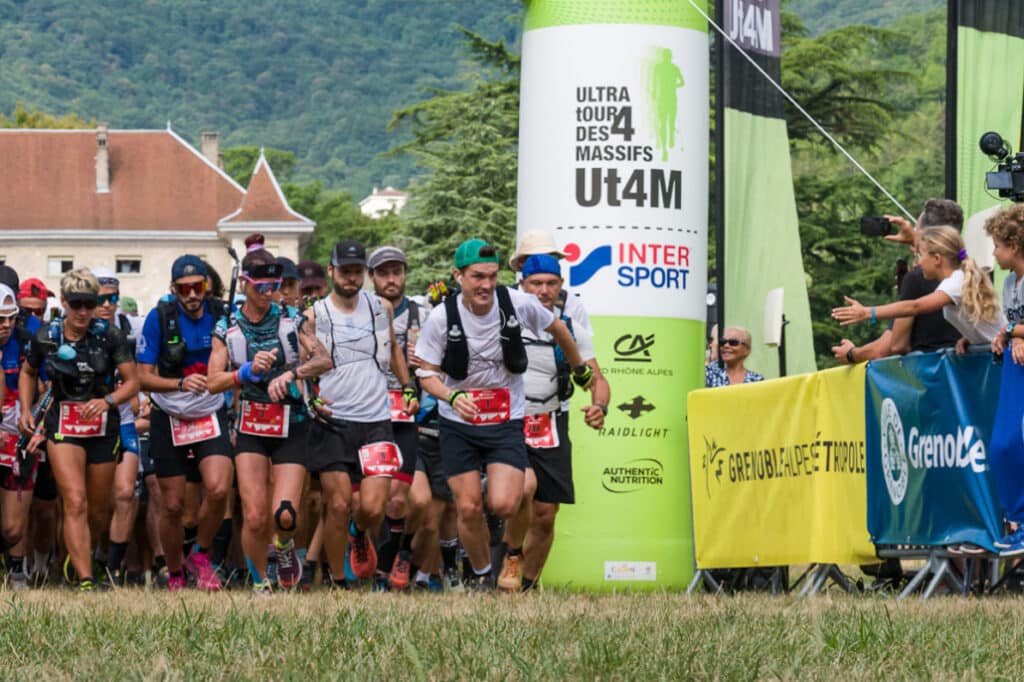 participez au triomphe ultra-trail de grenoble, une aventure inoubliable à travers des paysages montagneux époustouflants. que vous soyez coureur aguerri ou amateur, défiez vos limites sur des parcours variés et profitez d'une ambiance conviviale au cœur des alpes. inscrivez-vous dès maintenant pour vivre l'expérience unique de cet ultra-trail emblématique !