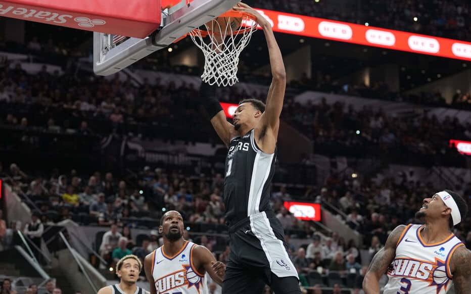 découvrez le week-end à sète avec la nba ! plongez dans l'ambiance sportive de cette belle ville française, profitez des matchs palpitants et savourez la culture locale. ne manquez pas cet événement inoubliable pour les fans de basket et les amateurs de loisirs.