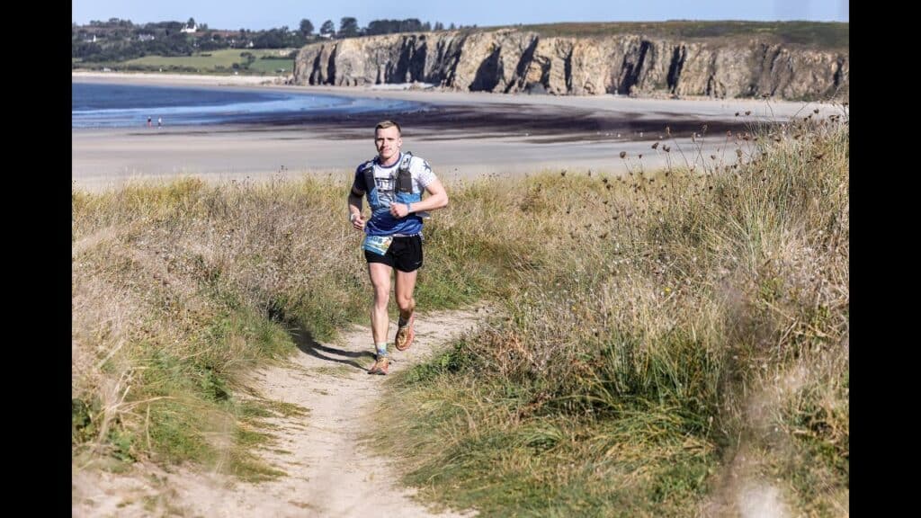 découvrez camrunners ultra-trail, un événement sportif unique alliant aventure, dépassement de soi et paysages époustouflants. rejoignez la compétition, relevez le défi et vivez une expérience inoubliable sur les plus beaux sentiers de trail au cameroun.