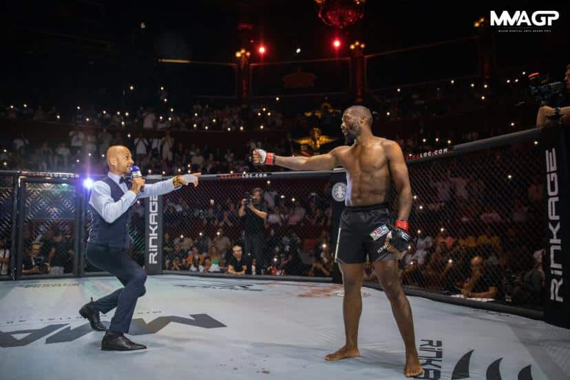 tout savoir sur le contrat mma de 7,7 m$ : chiffres clés, clauses principales et impact pour le combattant et l'organisation.