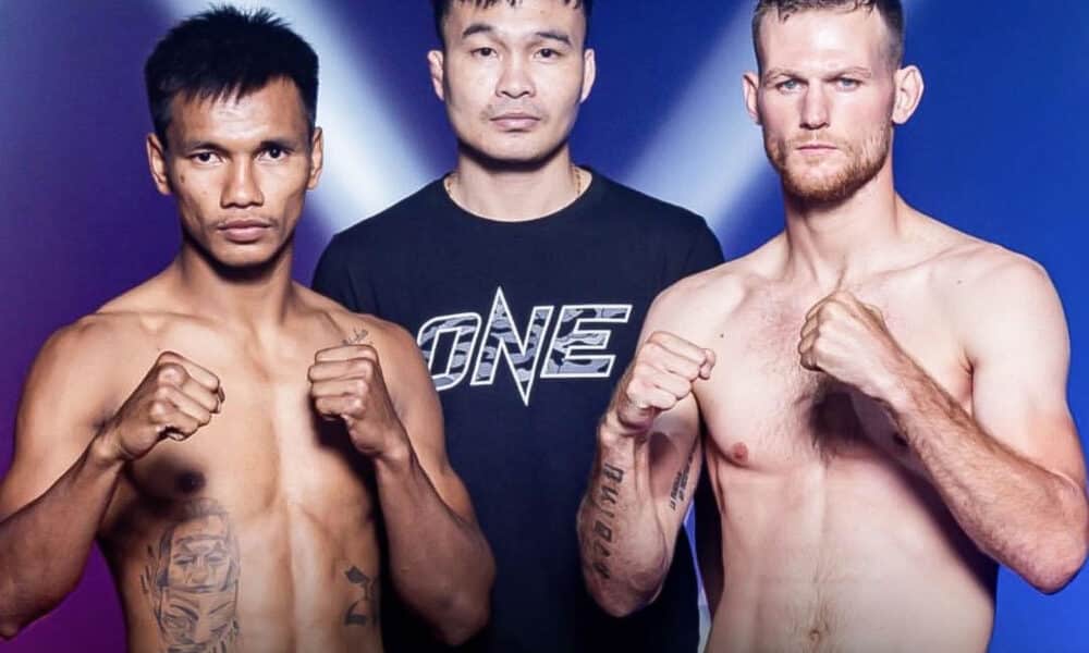 découvrez comment jimmy vienot, athlète reconnu en muay-thaï, rejoint l'organisation ares pour débuter sa carrière en mma. suivez ses nouveaux défis et combats prometteurs dans l'octogone.