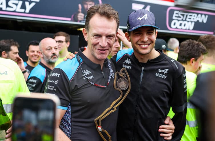 découvrez toute l'actualité sur les départs au sein de l'écurie alpine f1 : analyses, raisons de ces mouvements et perspectives pour l'équipe en formule 1.