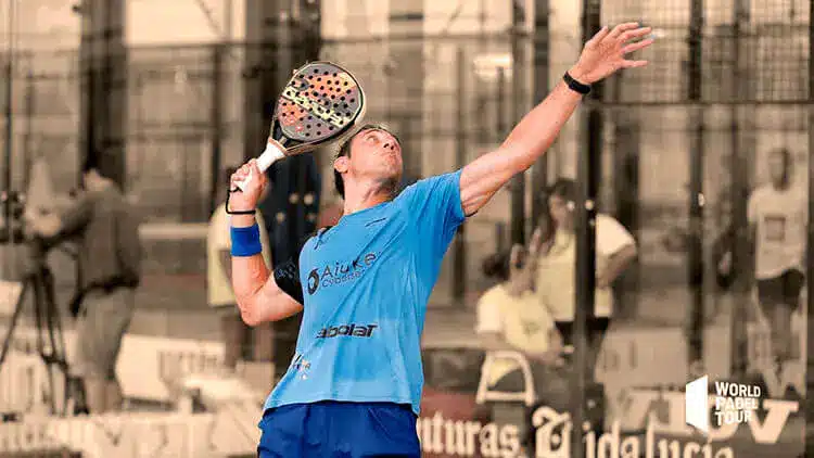 découvrez comment développer votre style de concentration au padel et améliorez vos performances sur le court grâce à des conseils pratiques et des techniques efficaces.