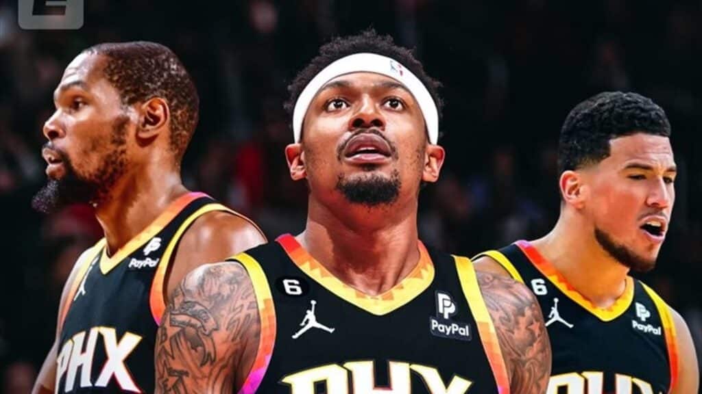 découvrez pourquoi les phoenix suns sont en danger cette saison : analyses des performances, blessures clés et défis à relever pour espérer les playoffs.