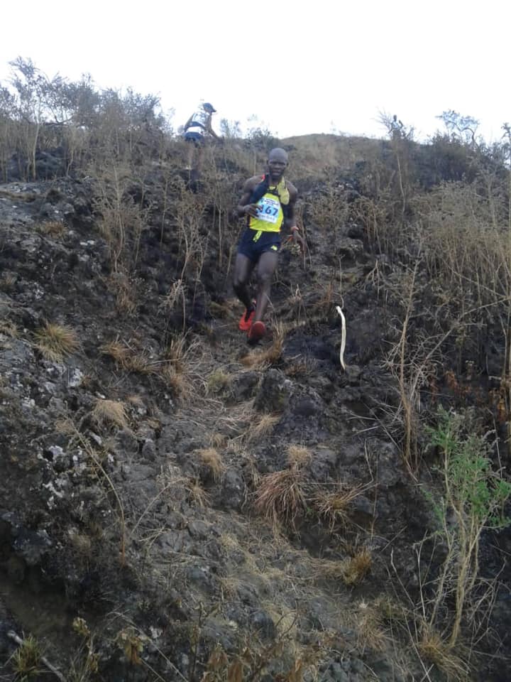 participez à l'ultra-trail du mont-afrique, une course nature d’exception au cœur de paysages spectaculaires. relevez le défi avec des parcours variés, adaptés aux amateurs comme aux traileurs expérimentés.