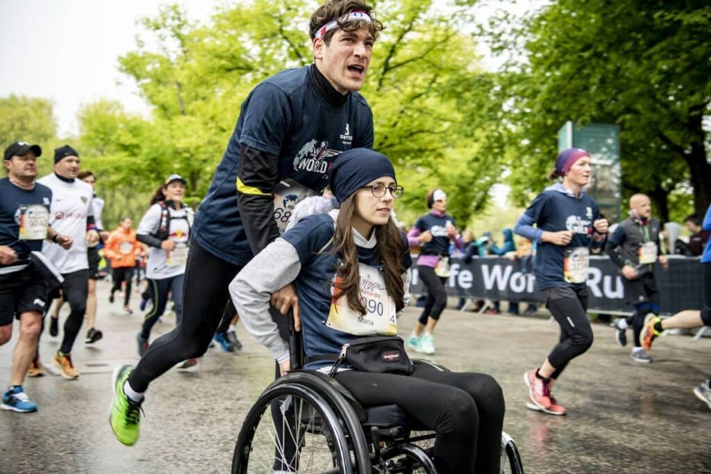 découvrez l'aventure running famille le maout : conseils, expériences et astuces pour courir en famille, partager la passion du sport et adopter un mode de vie sain ensemble.