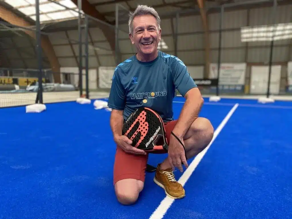 découvrez l'inauguration du nouveau complexe indoor dédié au padel, pickleball et golf en maine-et-loire, un espace moderne pour les passionnés de sports de raquette et golf toute l'année.