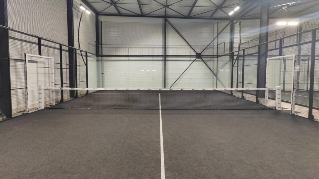 découvrez lob padel, le nouveau spot incontournable près de lorient pour les passionnés de padel. jouez, partagez et vivez votre passion dans un cadre moderne et convivial.