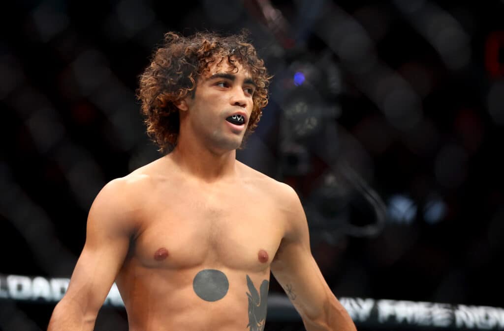 découvrez payton talbott, l'athlète de mma qui incarne à la fois puissance et féminité dans l'univers des arts martiaux mixtes.