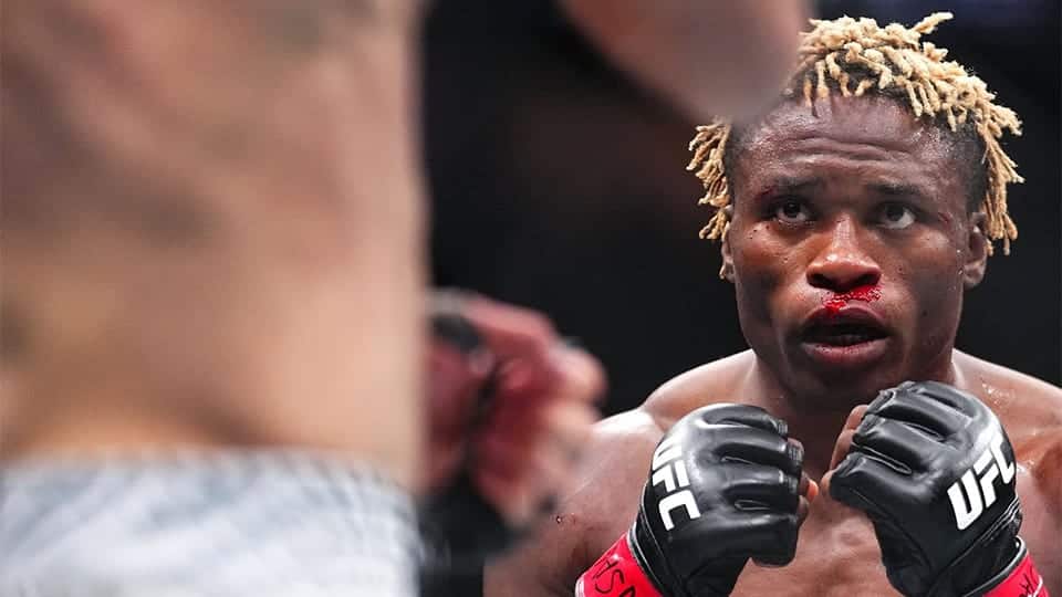 découvrez le triomphe spectaculaire d'ateba gautier à l'ufc 324, avec une performance impressionnante qui a marqué les esprits.