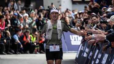 découvrez comment mathieu blanchard a triomphé à la lapland arctic ultra, une course d'endurance extrême dans les conditions glaciales de la laponie.